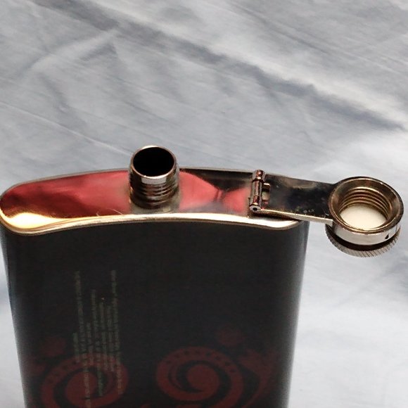 Marilyn Monroe Stainless Steel Flask - Picture 4 of 5